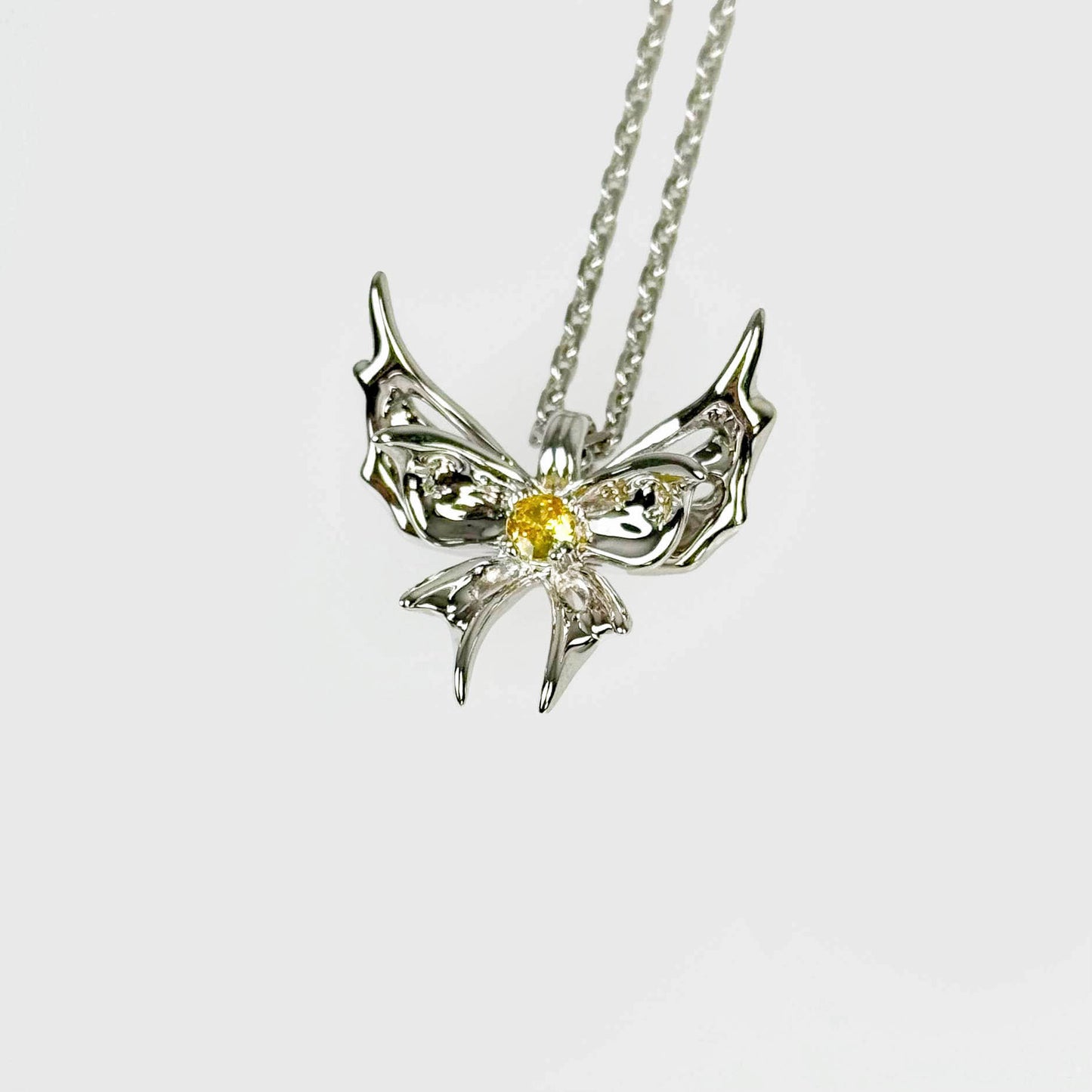 COLLIER PAPILLON CHRYSALIDE