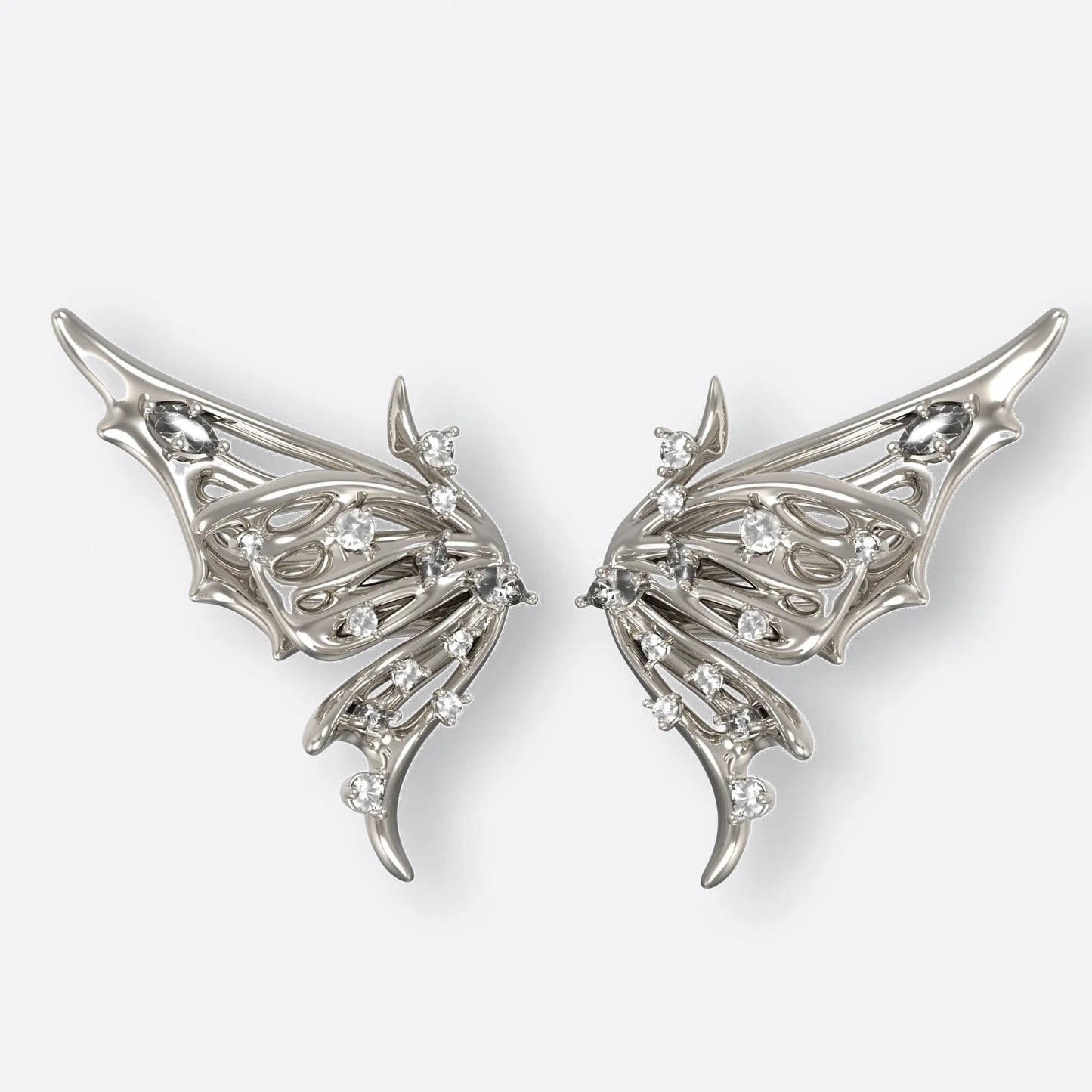 BUTTERFLY DiAMOND WiNG EARRiNGS